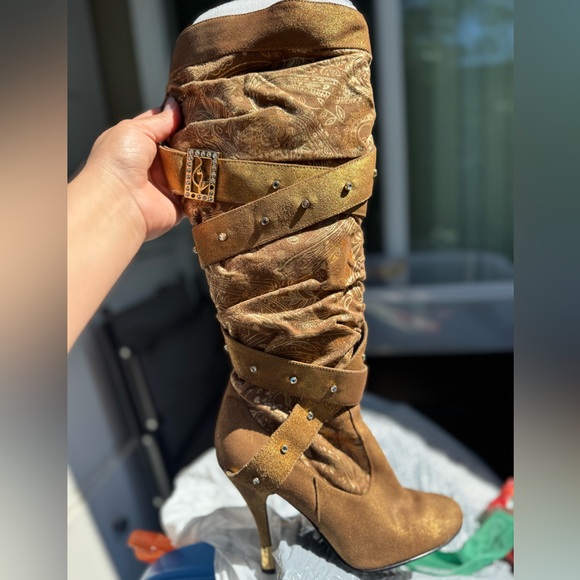 Baby Phat “Fortuna” Boots - Picture 6 of 13